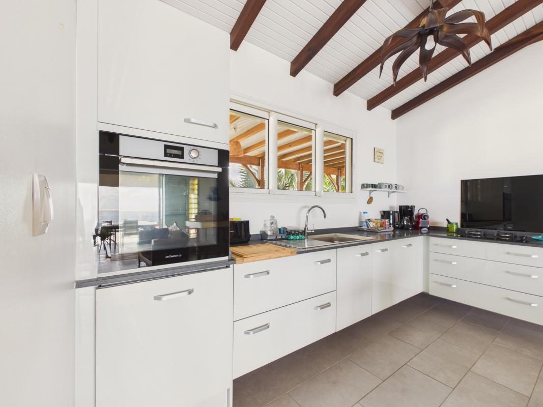 Location villa 3 chambre sainte luce -cuisine3